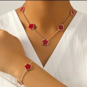 Red & Gold Clover Necklace